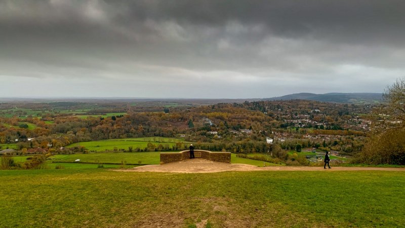 Box-hill-view-point-cloudy-day-view