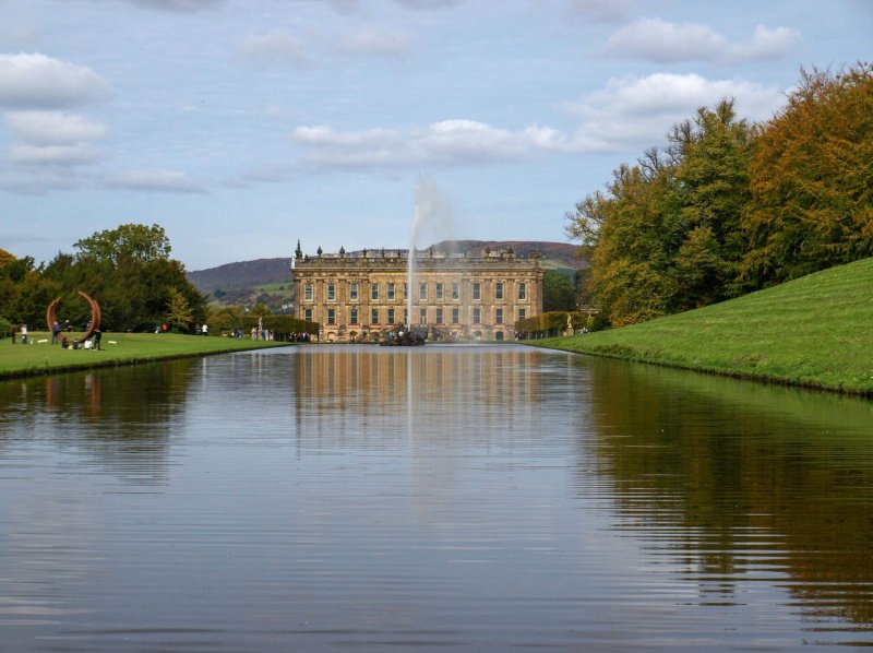 chatsworth-house-water-features