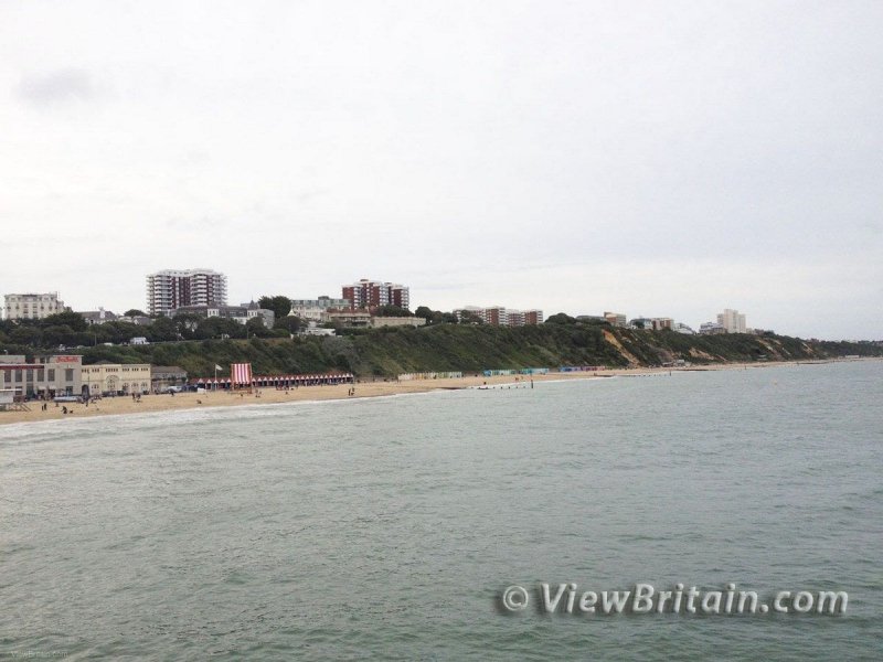 bournemouth-beach-huts-view-from-bournemouth-pier