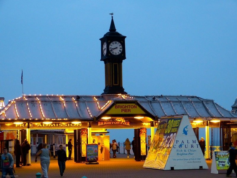 brighton-pier-entrance