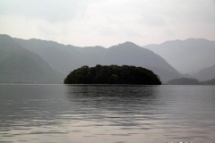 Lonely-island-in-Derwentwater-lake