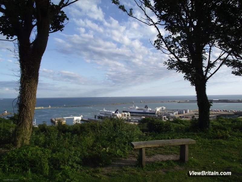 View-of-Dover-Port-from-White-Cliffs-Visitor-Centre