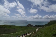 the-walk-to-durdle-door-beach-from-durdle-door-car-park