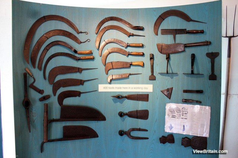 Pictures-of-old-tools-in-Finch-Foundry