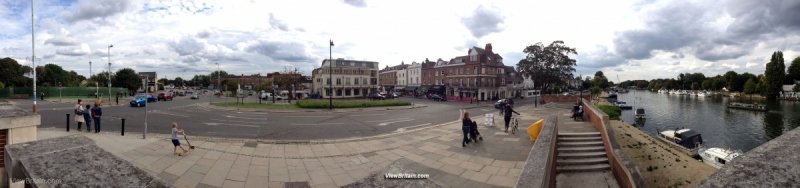 Hampton-Court-Panorama