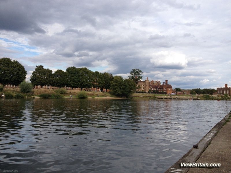 View-of-Hampton-Court-from-across-the-river