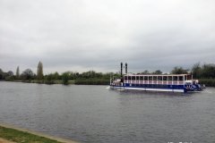 A-passenger-boat-to-Hampton-Court