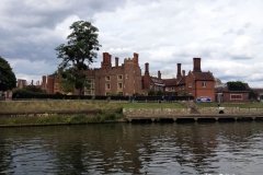 Hampton-court-boat-landing-stage