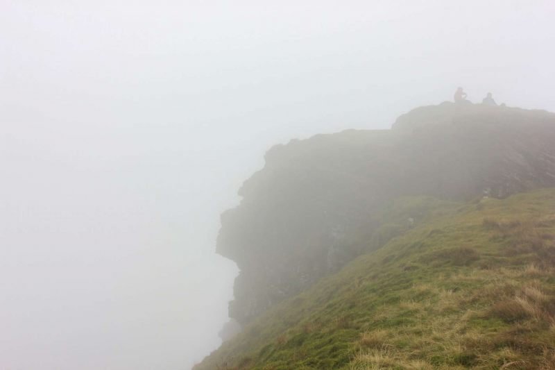 human-face-like-mountain-peak-corn-du-brecon-beacons-2