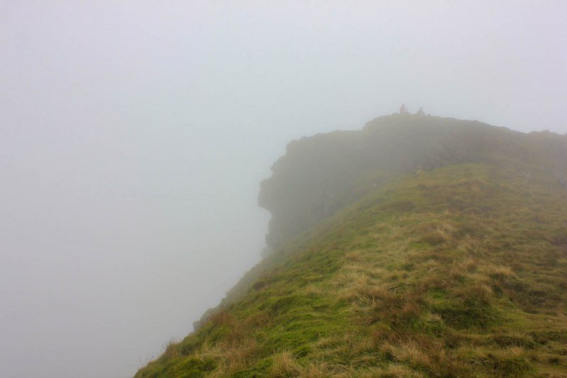 human-face-like-mountain-peak-corn-du-brecon-beacons