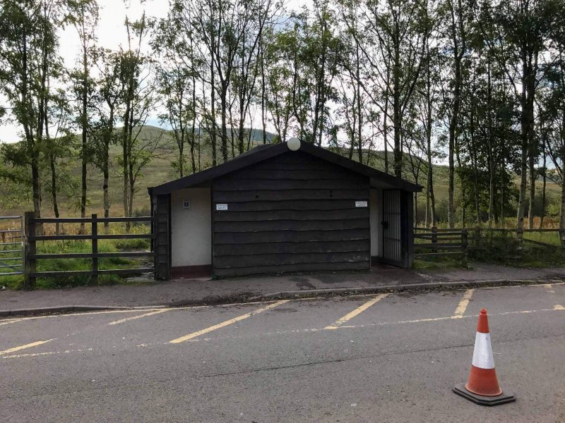 toilets-at-pont-ar-daf-car-park-pen-y-fan-brecon-beacons