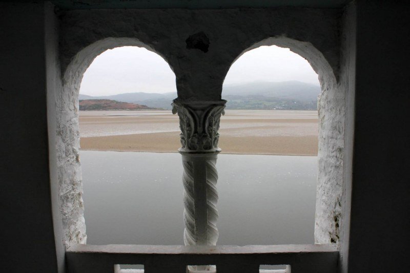 portmeirion-observatory-tower-view-of-eastuary-2