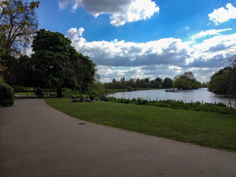 river-thames-richmond-riverside-walk1