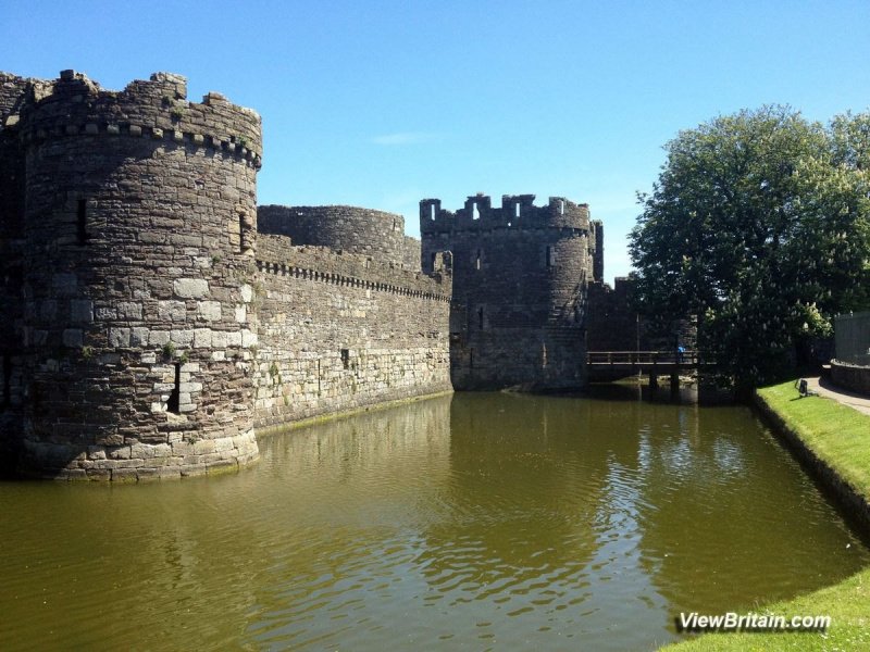 Beaumaris-Castle-Outside-Moat