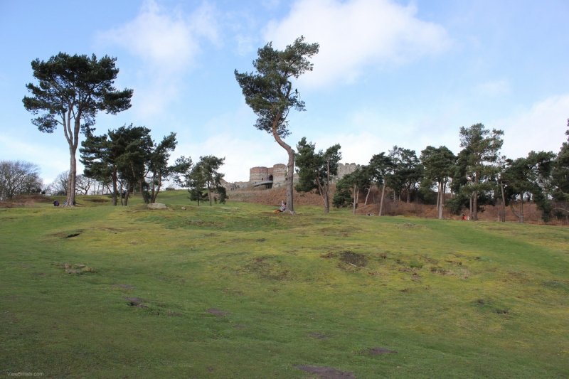 1_view-of-beeston-castle-from-within-outer-ward