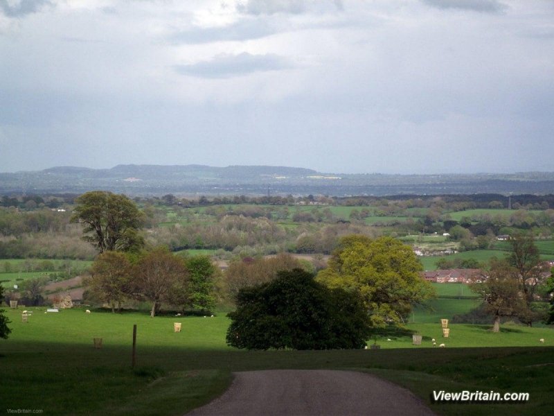 Castle-Grounds-Landscape-Chirk-Castle-Wales