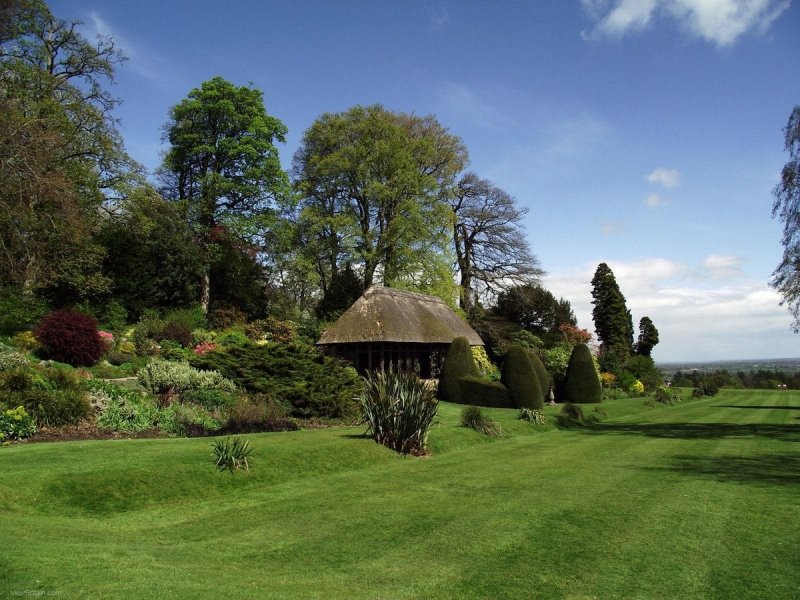 Chirk-Castle-Formal-Gardens-Wrexham-Wales