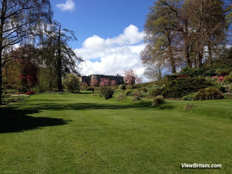 Chirk-Castle-view-and-Formal-Gardens-Wales
