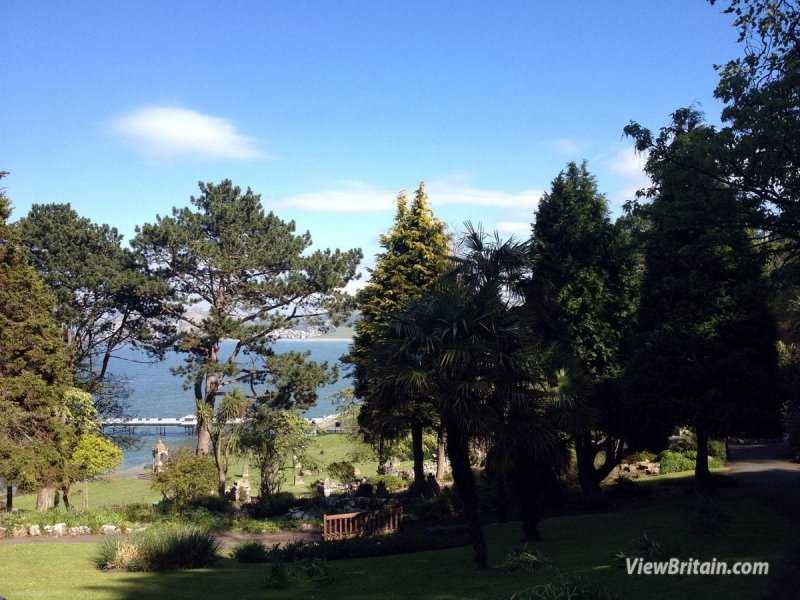 Happey-Valley-Garden-on-a-sunny-day-Llandudno