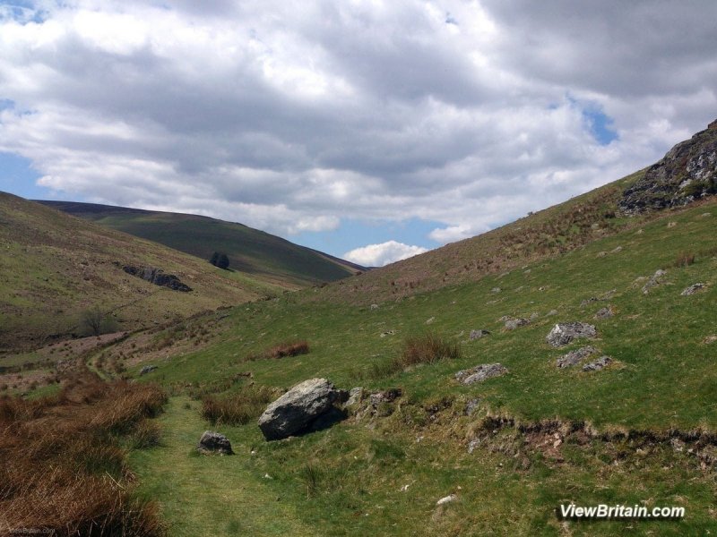 Walks-near-Pistyll-Rhaeadr-waterfall-Powys
