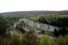 Cliff-face-at-Worlds-End-Wales