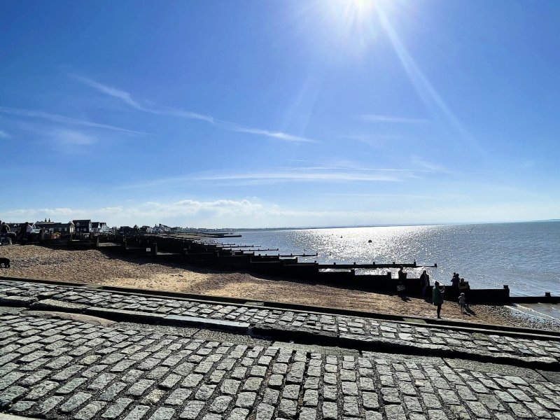 Whitstable-beach-on-a-sunny-day