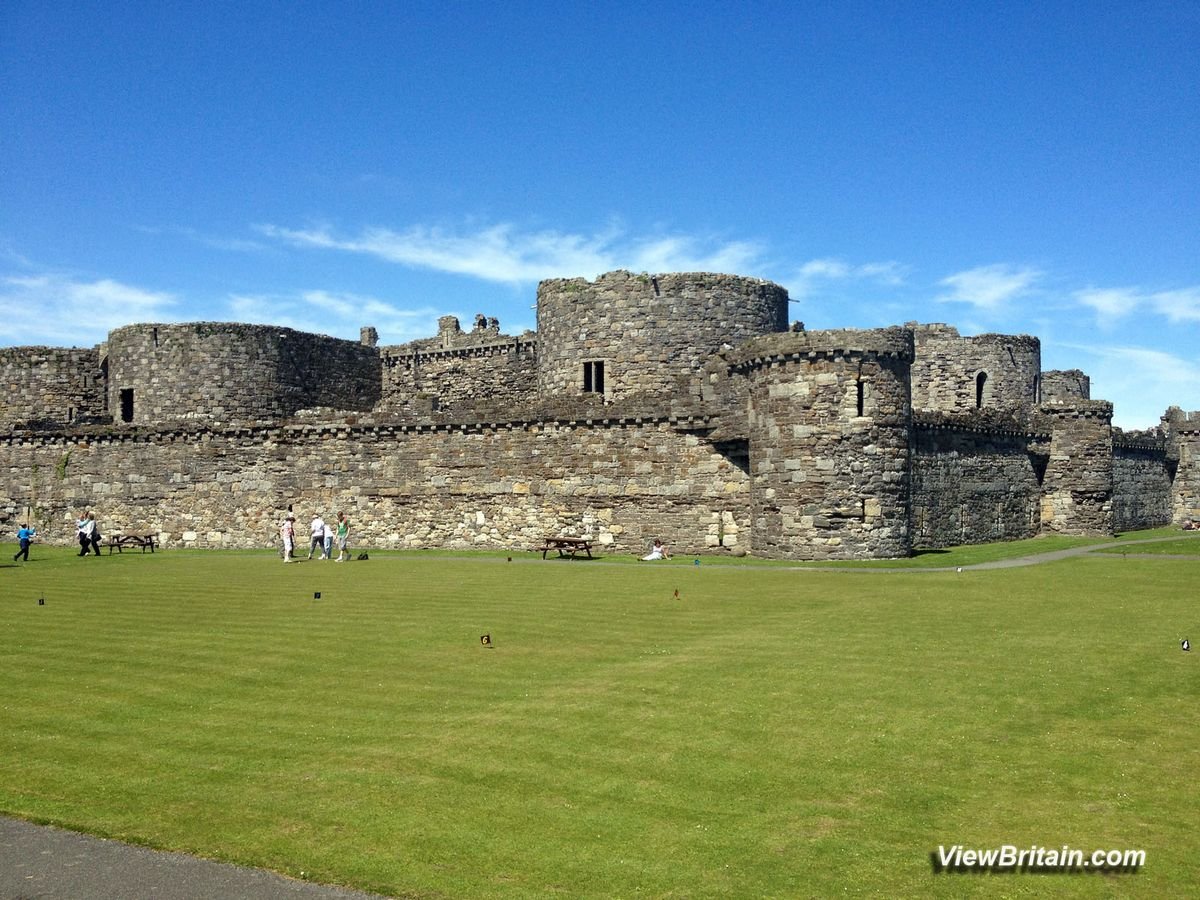 Read more about the article Beaumaris Castle, a World Heritage Site – Medieval Castle in Anglesey, Wales