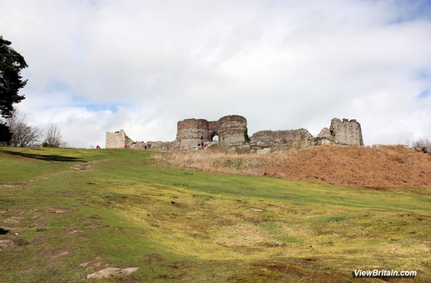 Beeston-Castle-picture-from-outside