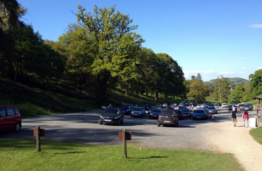 Powis-Castle-Car-Park
