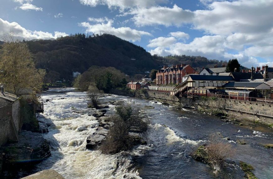River-Dee-Llangollen
