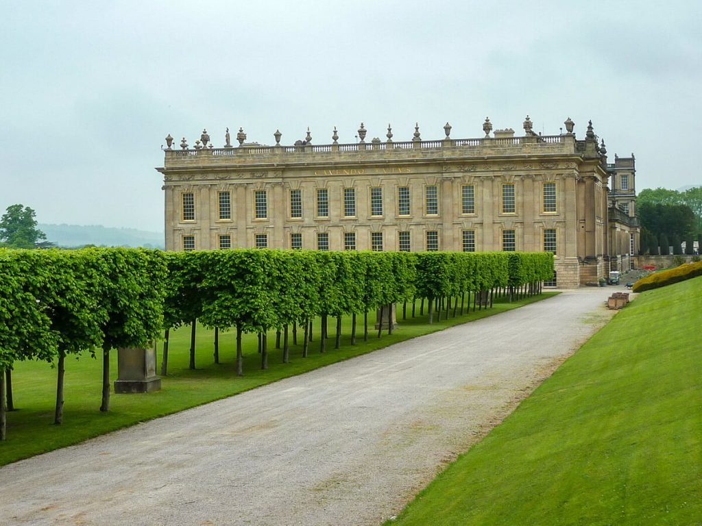 chatsworth-house-main-building