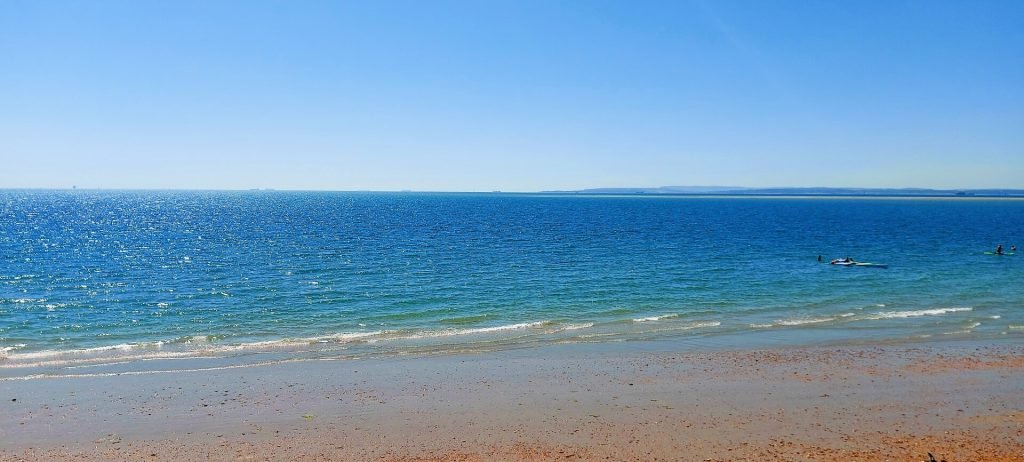hayling-island-sea-view-viewbritain