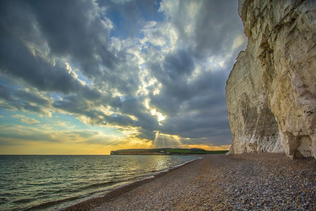 seven-sisters-beach-and-cliffs