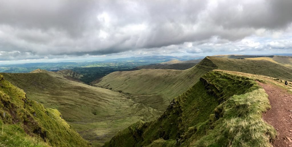 view-of-cribyn-peak-from-pen-y-fan-mountain