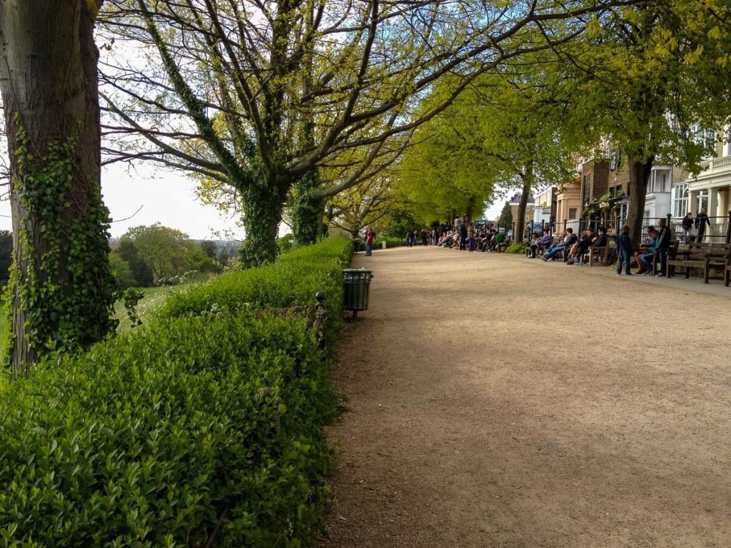 viewing-terrace-richmond-london-river-thames-view-2